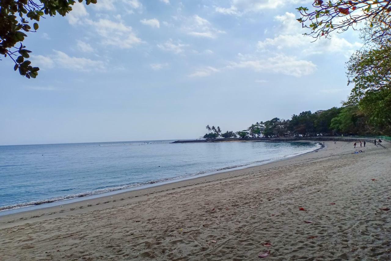 Oyo 1508 Mascot Beach Hotel Mangsit Dış mekan fotoğraf