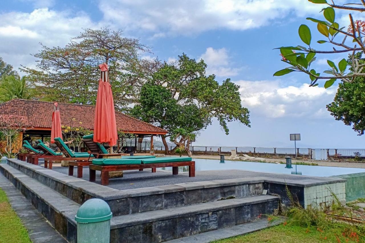 Oyo 1508 Mascot Beach Hotel Mangsit Dış mekan fotoğraf